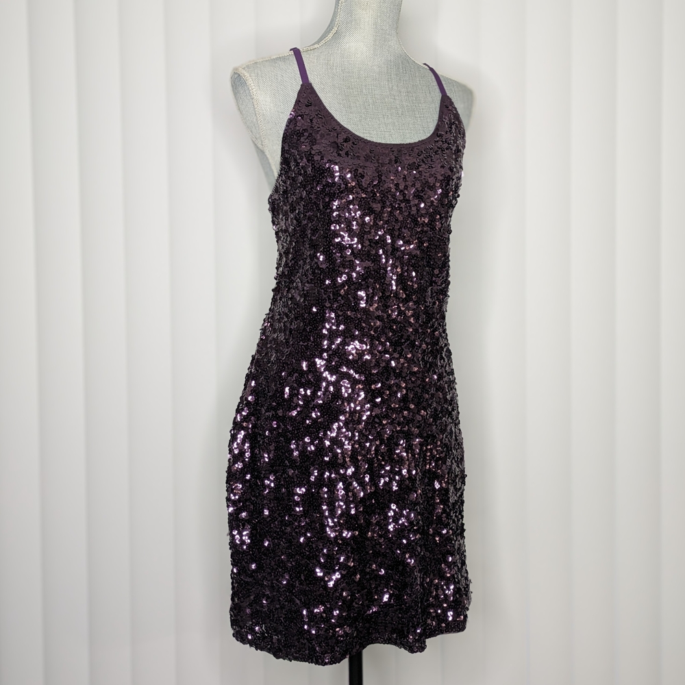 Elegant Purple Sequin Dress - Picture 2 of 10